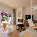 Villa With Parking Space