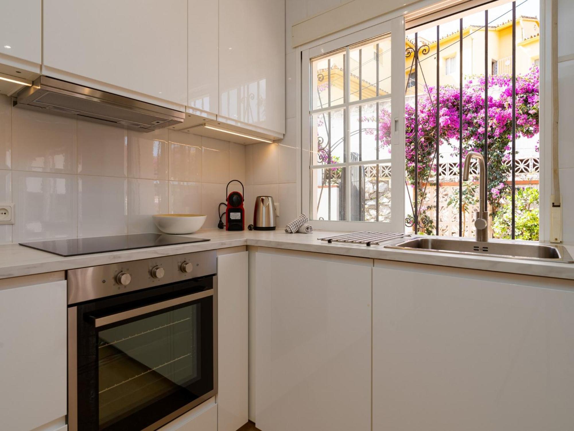Apartemen With Parking Space